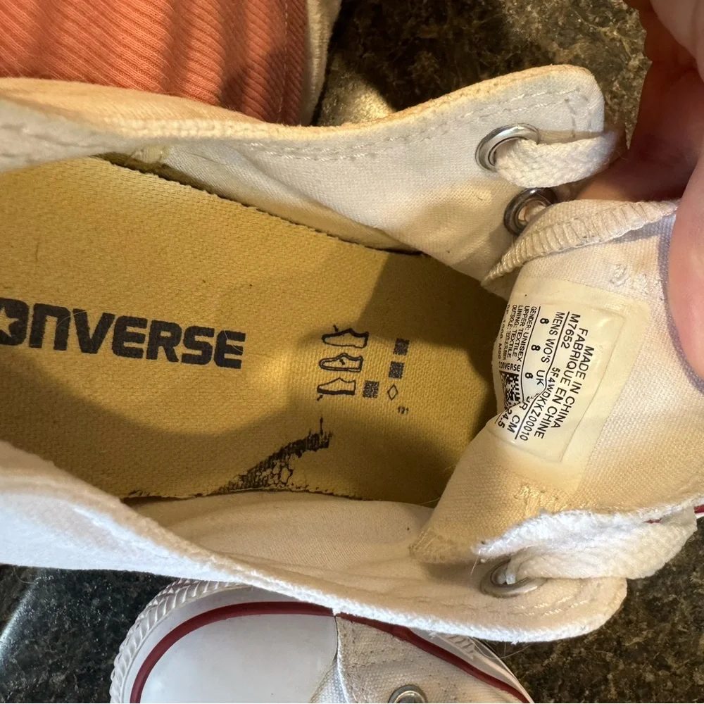 Converse - Picture 4 of 4